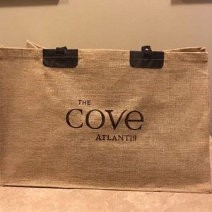 The Cove Atlantis Burlap Beach Bag